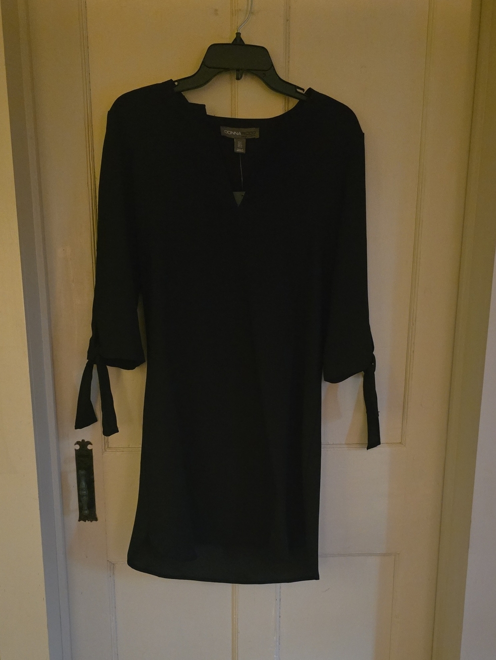 Donna Ricco Black Midi Dress with Tie Sleeve Accents